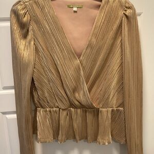 Gianni Bini Gold Pleated Blouse gold metallic medium.